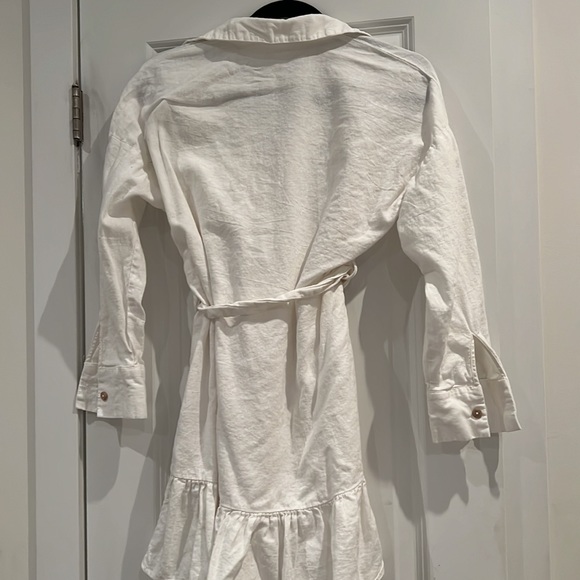 White linen, long sleeve blouse dress from Zara - Picture 2 of 3